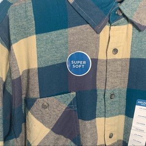 Arizona Jean Co Plaid Button Down Shirt